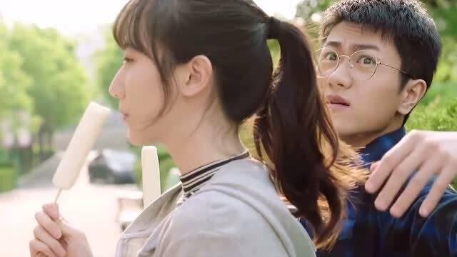 情侣秀班主任吃瓜群众,校园八卦再起波澜